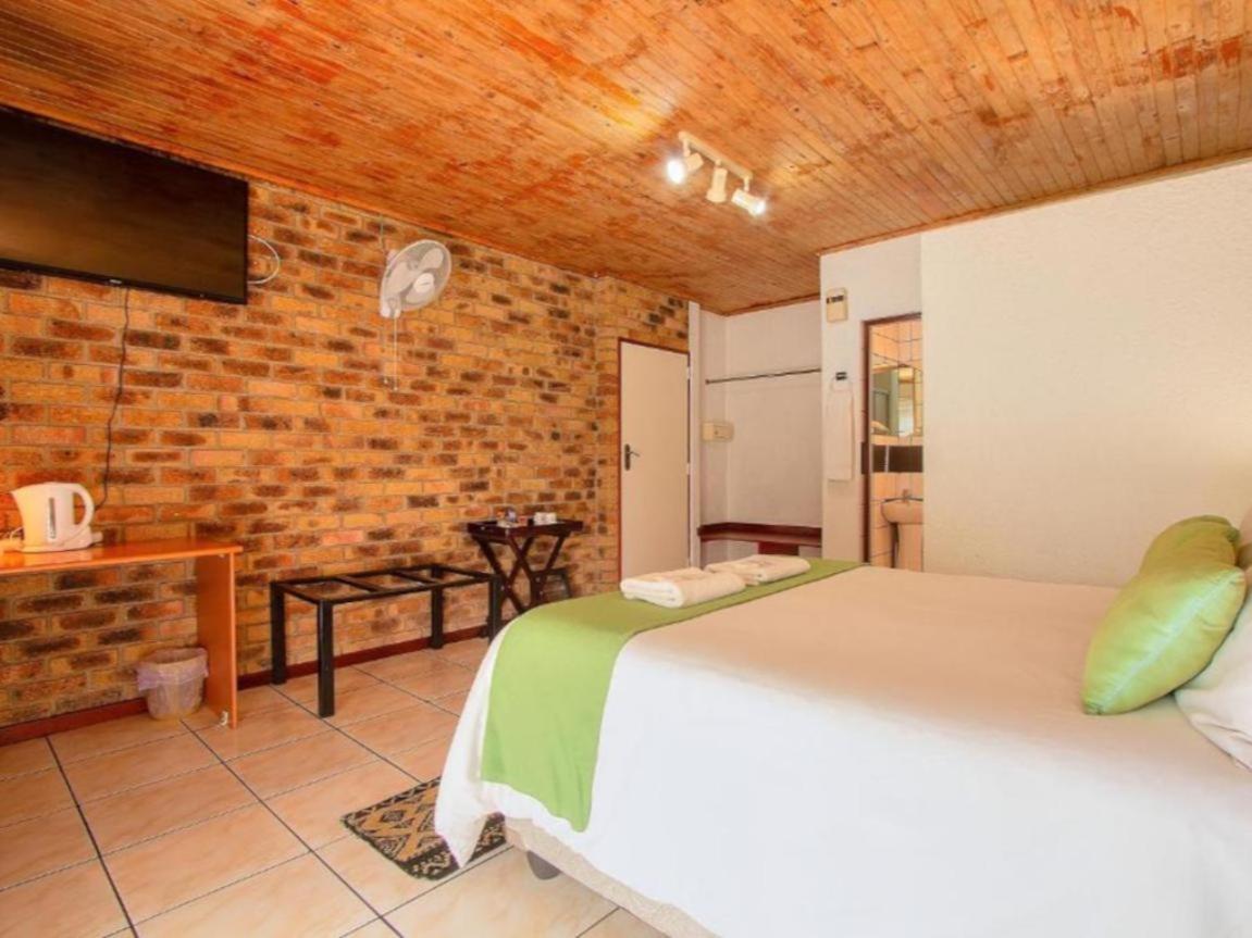Airport Bird & Game Lodge Kempton Park Quarto foto