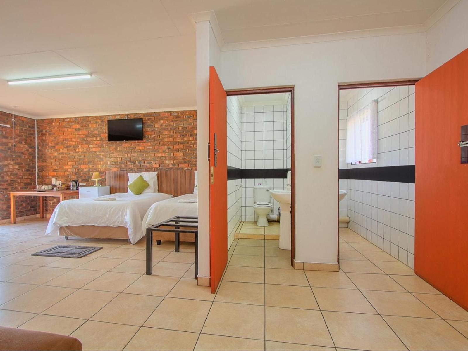Airport Bird & Game Lodge Kempton Park Quarto foto